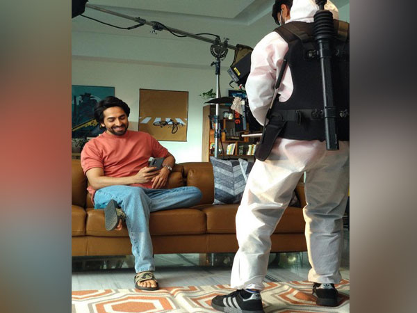 Actor Ayushmann Khurrana at the shoot location 