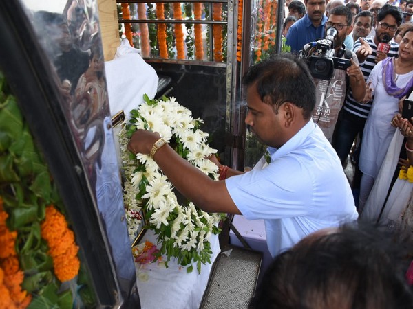 Hundreds of people paid tributes to Kalpana Dash at Kalinga Stadium in Bhubaneswar on Sunday. (Photo/ANI)