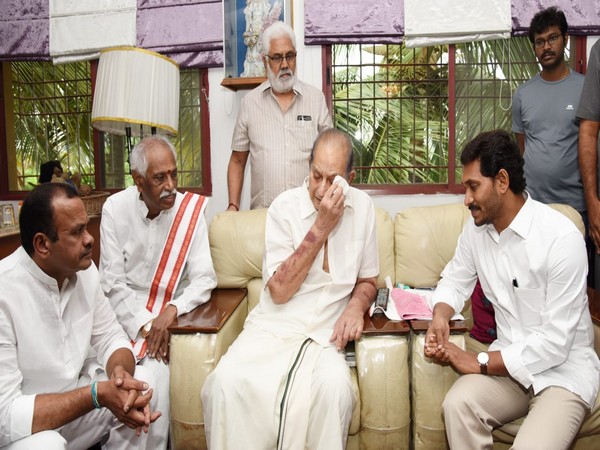 Andhra Pradesh CM Jaganmohan Reddy and former Union Minister Bandaru Dattatreya at the residence of Vijaya Nirmala in Hyderabad on Friday. Photo/ANI