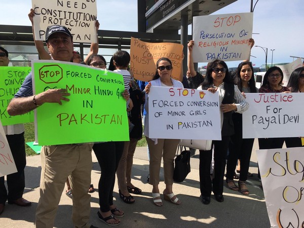 Protests held in Mississauga on Sunday against forced religious conversion of minor Hindu girls in Pakistan 