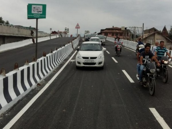 The Jehangir Chowk-Rambagh flyover has been opened in Srinagar. Photo/ANI