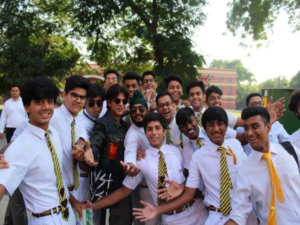 Shah Rukh Khan with the students at his alma mater St. Columba's School, Delhi