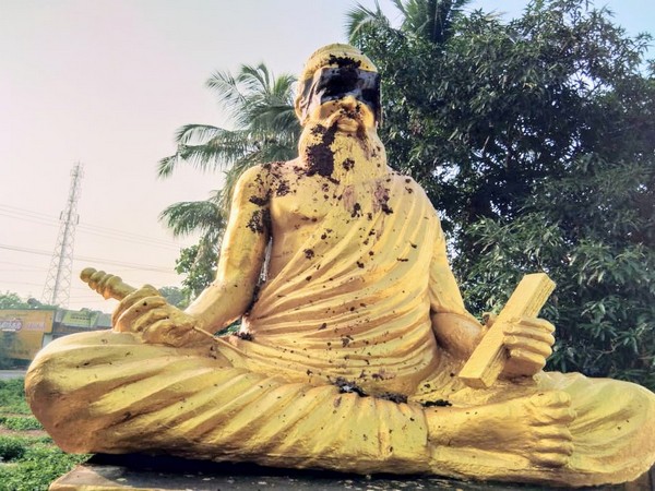 The Thiruvalluvar statue was vandalised with cow dung at Pillayarpati on Monday