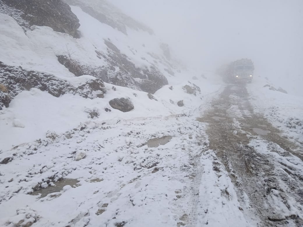 Rohtang Pass and Marhi areas of Kullu district received heavy snowfall on Thursday.