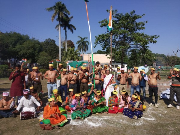 Guest faculty teachers staged a protest in Bhopal by removing their shirts demanding regularistaion of jobs, on Sunday. Photo/ANI