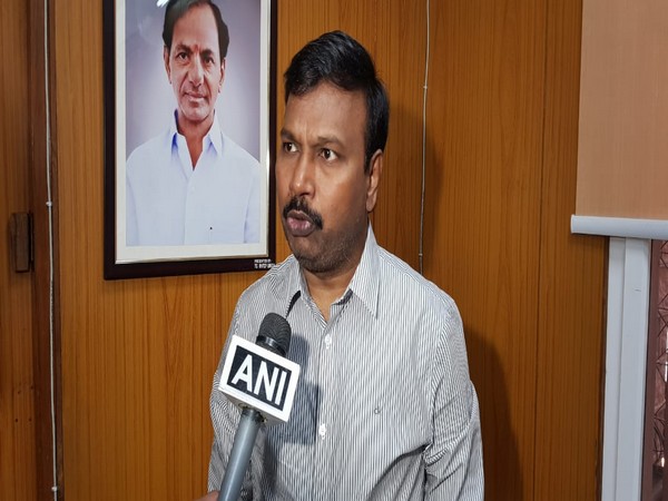    Dr G Srinivas Rao, Director of Public Health and Family Welfare, Telangana speaking to reporters on Tuesday. Photo/ANI