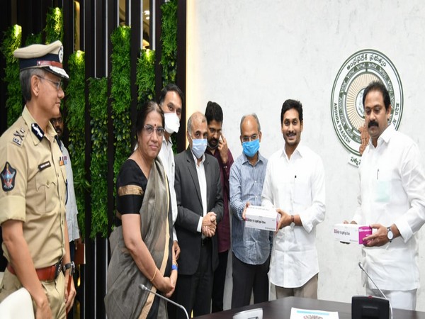 Andhra Pradesh CM YS Jaganmohan Reddy displaying the COVID-19 rapid testing kits in Amaravati on Friday.