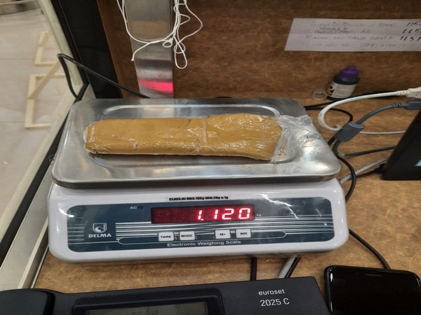 Gold worth Rs 50.42 lakhs seized by Air Intelligence Unit in Kannur on Wednesday.