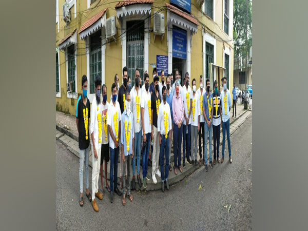 Congress wokers after being released from police custody (Photo/ANI)