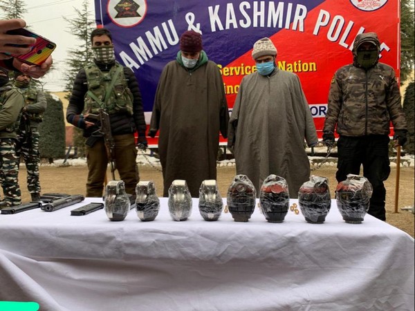    Bandipora police along with security forces arrested two terrorist associates of Jaish-e-Mohammed (JEM) terror outfit