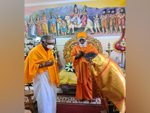 Gopal Baglay visits the Nallur Temple in Jaffna on Friday