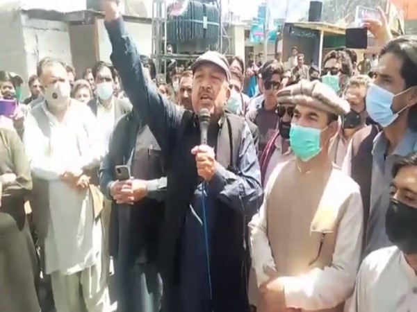 They accused Imran Khan and his party of discriminating against the people of Gilgit Baltistan
