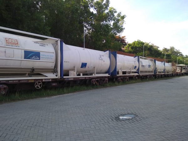 Oxygen Express delivering LMO 