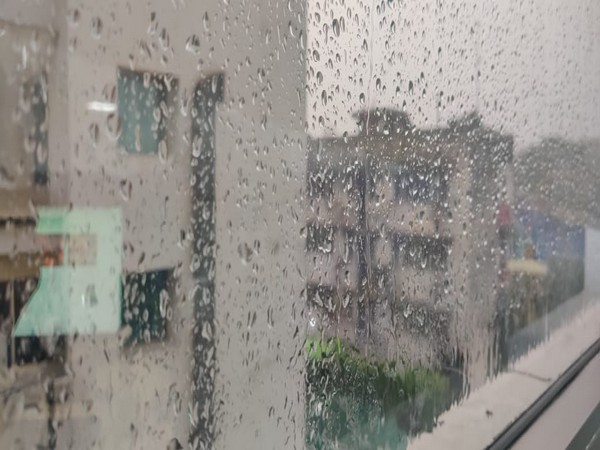 Rain lashes parts of Delhi (Photo/ANI)