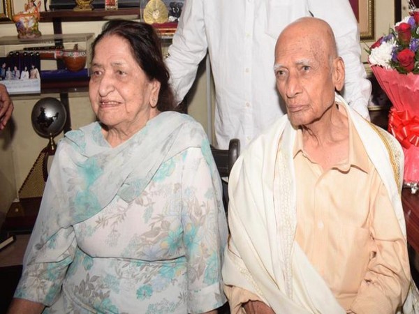 Late Jagjit Kaur and Mohammed Zahur Khayyam