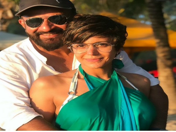 Mandira Bedi with her late husband (Image source: Instagram)