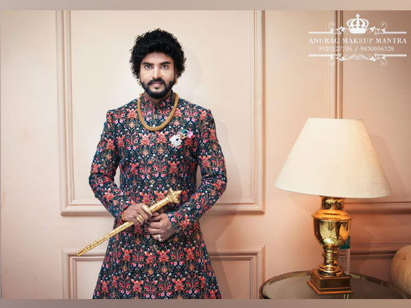 Anurag Makeup Mantra Academy involves a unique, innovative, and effective curriculum with extracurricular activities.