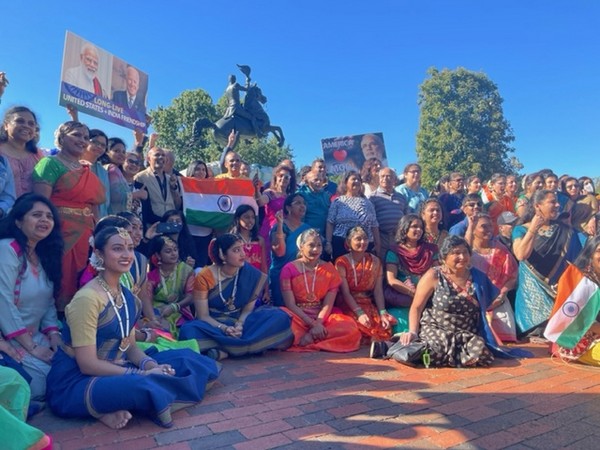 Indian-Americans gather outside White House