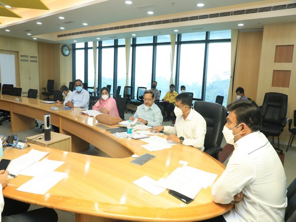 Karnataka Minister for Health and Family Welfare Dr K. Sudhakar meet directors of the medical colleges to discuss Omicron and COVID-19 third wave possibilities