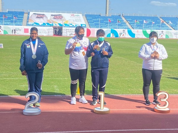 Ananya Bansal with silver medal (Image: PCI)