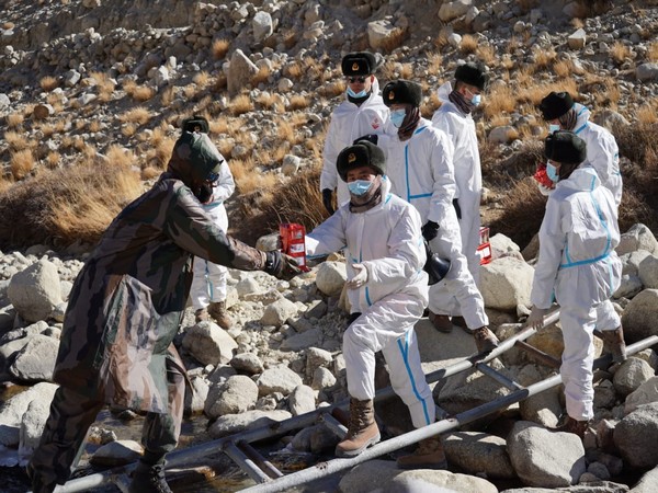 Indian Army exchange sweet to China's PLA at Hot Springs, Demchok on Saturday