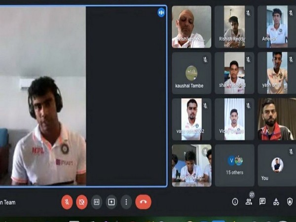 Kohli interacts with India colts (Photo/ Rajvardhan Hangargekar Instagram)