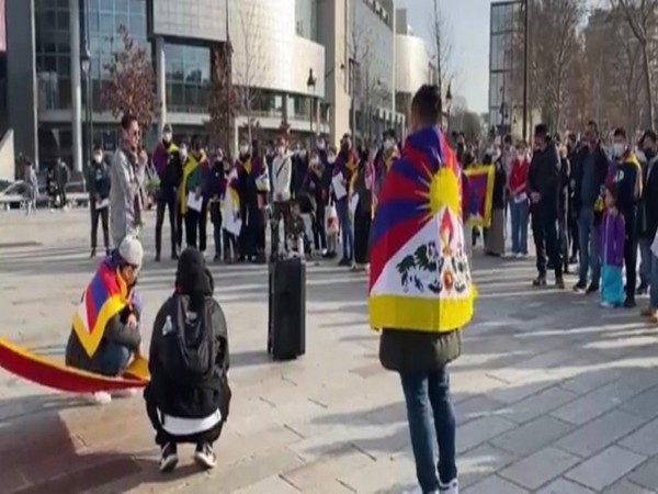 Tibetan student body in France protests to mark 109th anniversary of Tibetan Independence Day