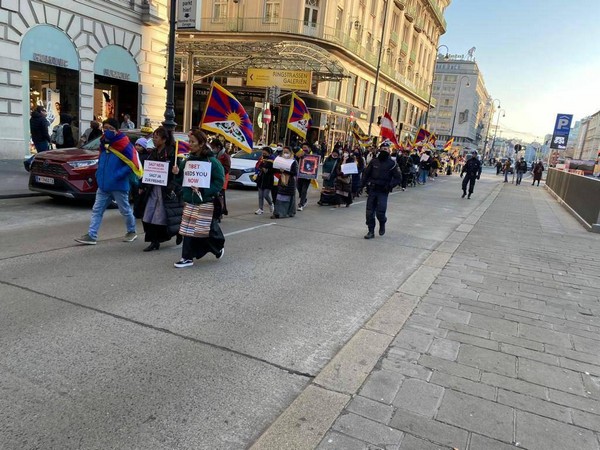 Tibetans held protest in Austria against Chinese atrocities