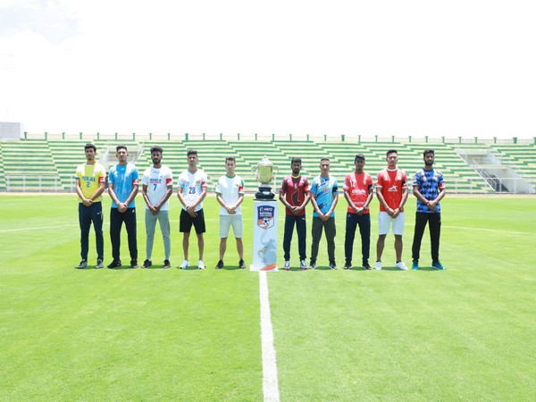 Captains of each team posing with Santosh Trophy (Image: AIFF media)
