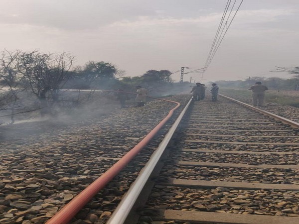 Jammu-Pathankot Railway track (Photo/ANI)