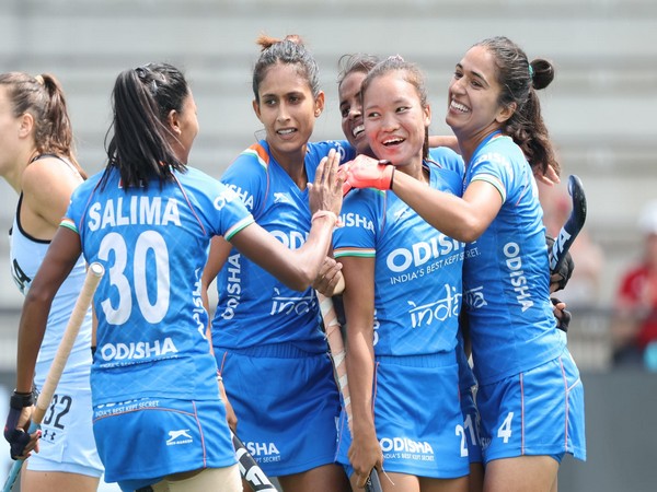 India women's team celebrating after beating Argentina in FIH Hockey Pro League (Image: HI)