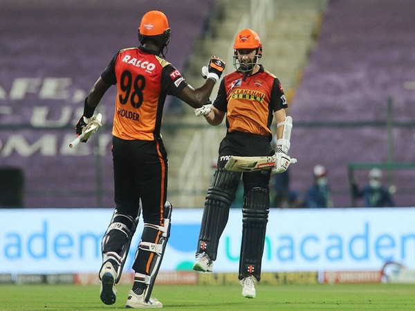 Kane Williamson and Jason Holder (Photo: BCCI/ IPL) 