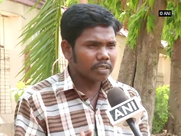 Renowned miniature artist L Eswar Rao (ANI Picture)