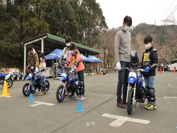 Kids learning safe driving at Yamaha Riding Academy in Japan