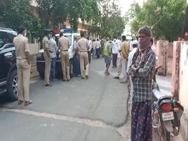 Police taking bodies to Pulivendula government general hospital for postmortem. (Photo/ANI)
