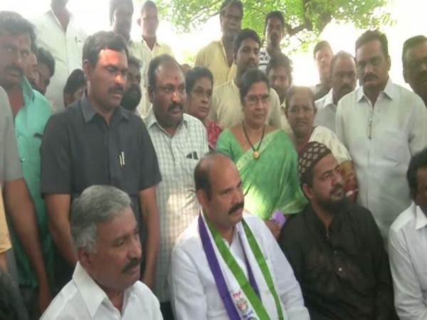 YSRCP leaders speaking to media while staging protest against TDP chief Naidu in Vijayawada on Thursday. (Photo/ANI)