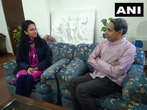 Yashaswini Saraswat meets JNU Vice Chancellor M Jagadesh Kumar