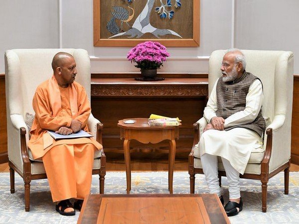 Prime Minister Narendra Modi and UP CM Yogi Adityanath (File Photo)
