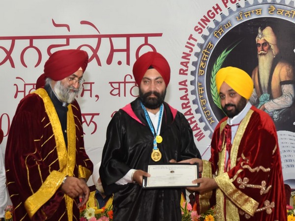 Punjab Governor Banwari Lal Purohit and Chief Minister Bhagwant Singh Mann 