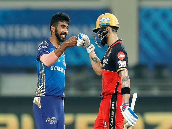 Jasprit Bumrah and Virat Kohli. (Photo/ iplt20.com)