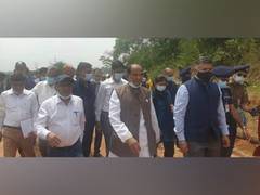 
      
      Bangladesh Minister inspects Agartala-Akhaura railway project
      
      