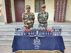 
      
       Bangladeshi smuggler killed as BSF thwarts smuggling bid
      
      