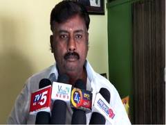 
      
      YSRCP govt should give Rs 5,000 aid to poor, demands TDP
      
      