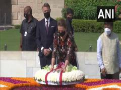 
      
      Danish PM pays tributes to Mahatma Gandhi at Rajghat 
      
      