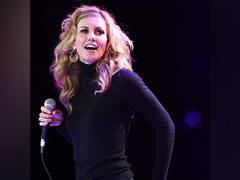
      
      Why Faith Hill never wanted to act again after 'Stepford Wives'
      
      