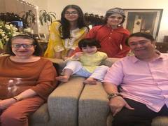 
      
      Kareena Kapoor Khan treats fans to adorable pictures of Taimur
      
      