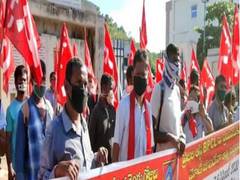 
      
      Andhra Pradesh: CPI(M) holds hunger strike demanding Budget...
      
      