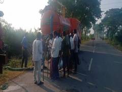 
      
      Fuel leak from petrol pipeline at Andhra village: Police
      
      