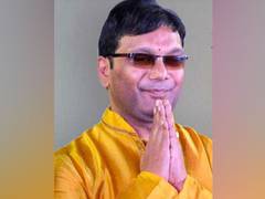 
      
      Visually-impaired man teaching music to people in Hyderabad...
      
      