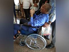 
      
      Parrikar to remain under observation for 48hrs in Goa Medical...
      
      